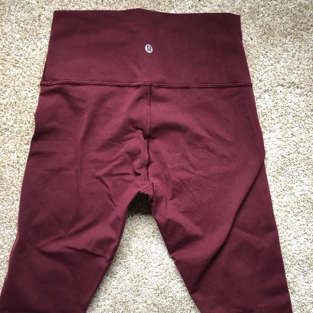 Lululemon wonder under